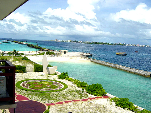 InternetHolidaysBiz Airport Transit Hotels Hulhule Airport Island Male International Airport Maldives another view from suite bedroom changing water colors