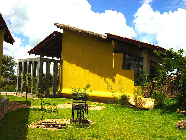 Elephant Corridor five star boutique hotel Sigiriya Sri Lanka Cultural triangle image IHB100073 copyright InternetHolidaysBiz suite gardens