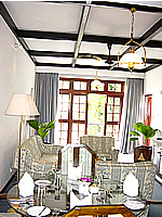 InternetHolidaysBiz Sri Lanka picture gallery Kandy hotel accommodation Mahaweli Reach river hotel suite deluxe rooms accommodation copyright image IHB 100430